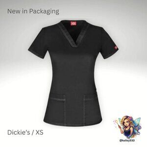 Dickies Gen Flex Black Scrub Top XS NWT Medical Uniform